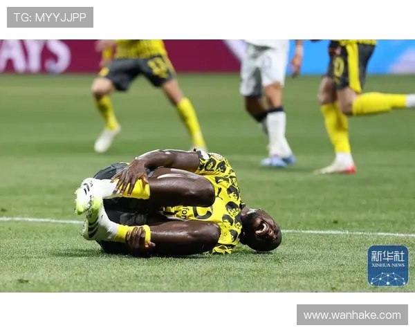 阿根廷铁哨特略执法世俱杯焦点战：多特蒙德对阵蒙特雷(1)